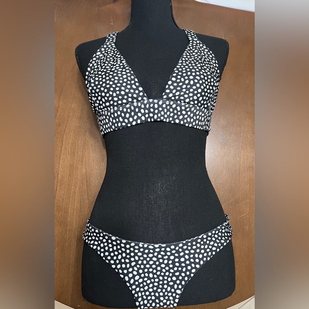 Moana Bikini Tri Petra Top/Bow Ruch Bottom - M